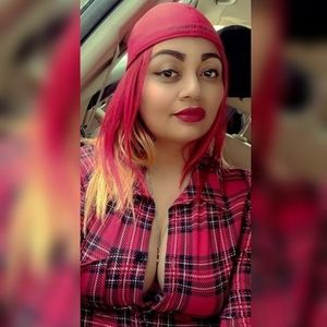 Meet your Posher, Lorena